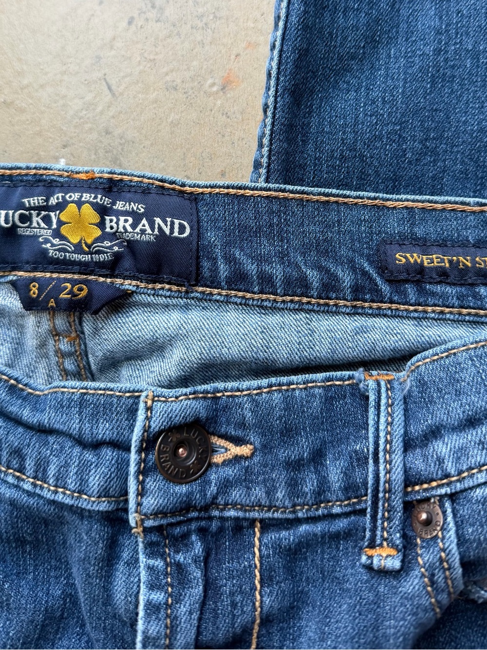 Lucky Brand Indigo Blue Denim Jeans - Picture 3 of 3